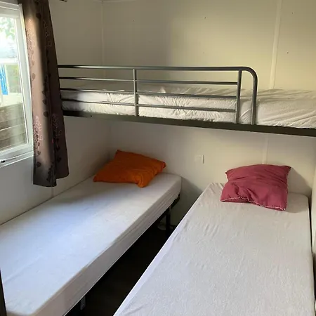 Mobilhome Dans Résidence Campeggio Ruoms